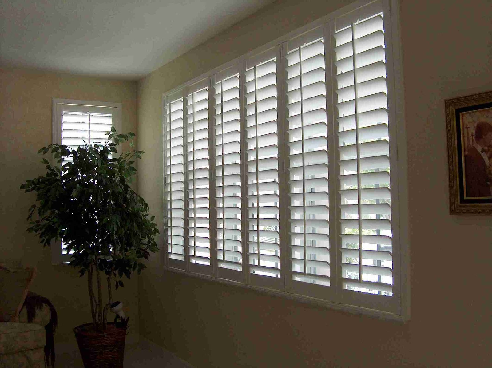 Why Homeowners Choose JMR Blinds Inc